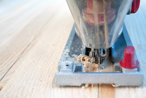 Woodworking Tools: Types and Features of Choice