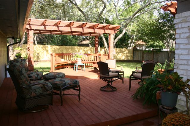 How to Create a Relaxing Garden Spot in your Backyard