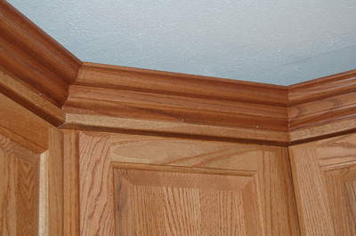 large kitchen cabinet crown molding